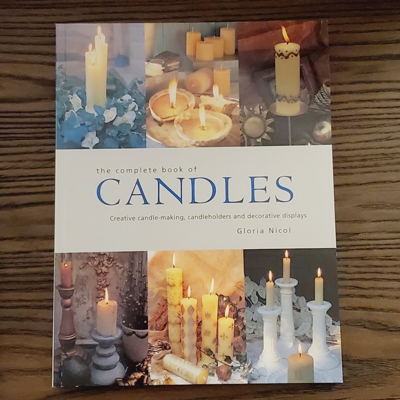 2 Book Box Set - Candles, Garlands & Circles - Picture 5 of 10
